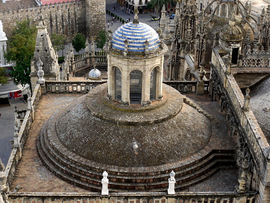 bird-eye  view from Giralda
